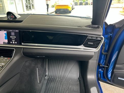 Used 2019 Porsche Panamera 4 AWD/4WD image 24