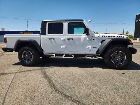 Used 2021 Jeep Gladiator Rubicon AWD/4WD image 4