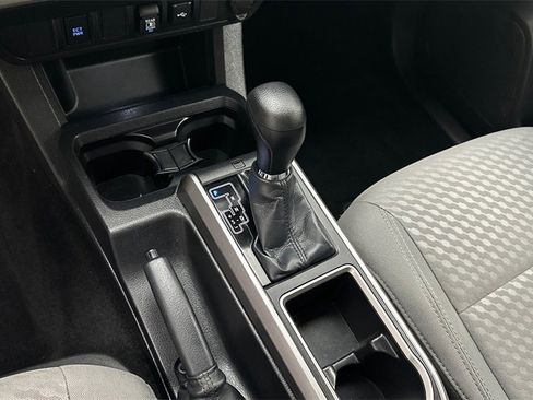 Certified 2022 Toyota Tacoma SR5 image 12
