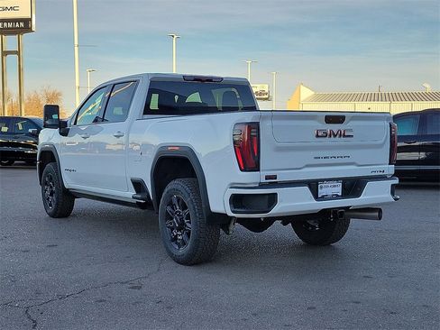 New 2026 GMC Sierra 2500 AT4 image 7