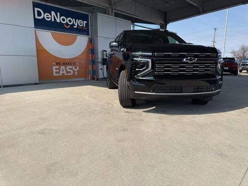 New 2026 Chevrolet Tahoe High Country AWD/4WD image 2