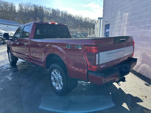 Certified 2022 Ford F350 Platinum image 5