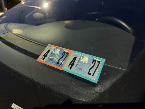 Used 2019 Dodge Charger SXT w/ Blacktop Package image 15