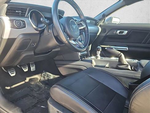 Used 2022 Ford Mustang GT Premium image 10