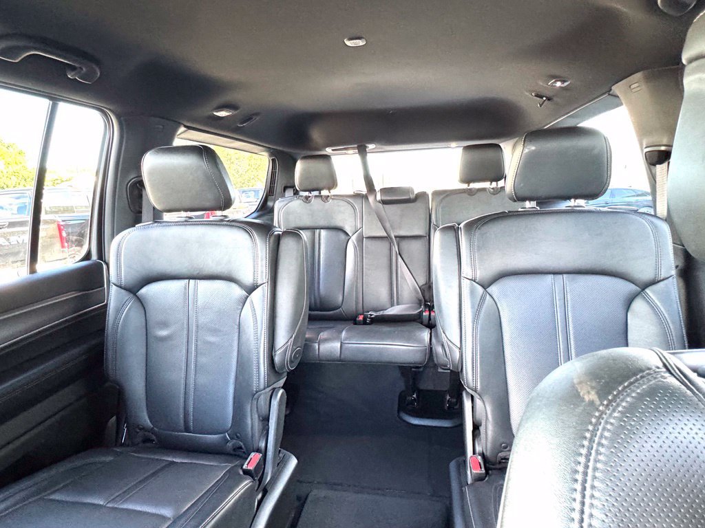 Used 2025 Jeep Wagoneer Series II AWD/4WD image 44