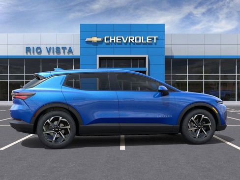 New 2026 Chevrolet Equinox EV LT image 3