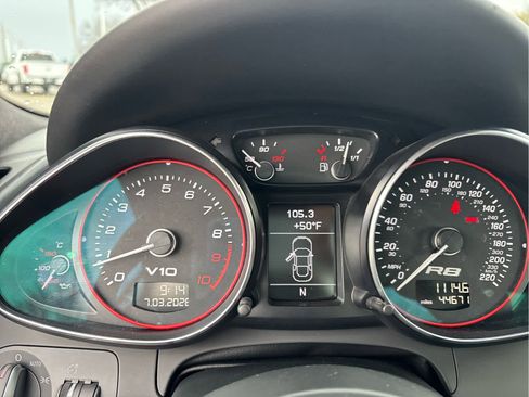 Used 2012 Audi R8 V10 image 8