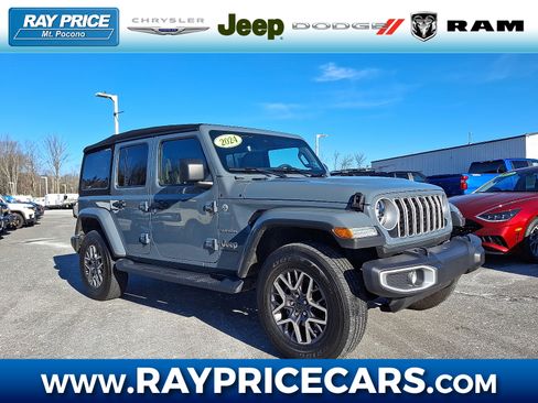 Used 2024 Jeep Wrangler Unlimited Sahara w/ Technology Group image 1