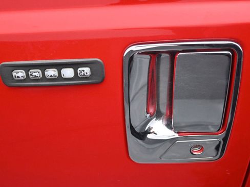 Used 2011 Ford F250 Lariat w/ Lariat Interior Pkg image 14