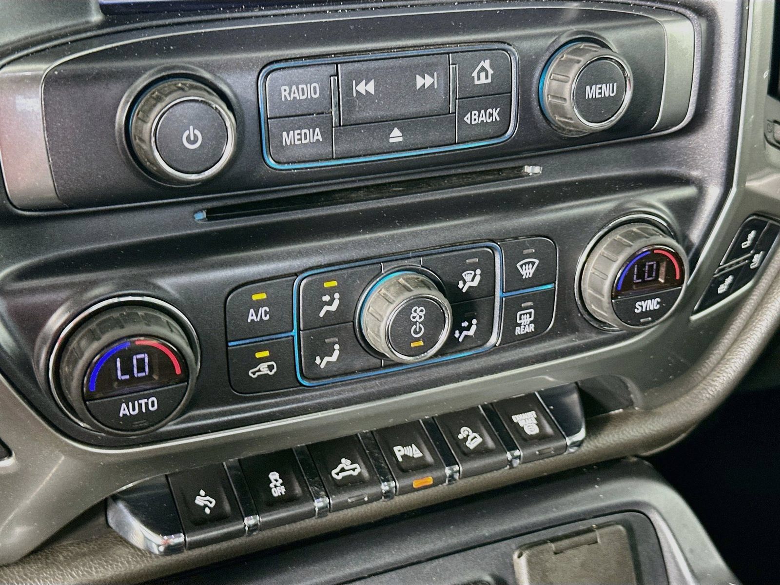Used 2018 Chevrolet Silverado 2500 LTZ w/ Duramax Plus Package AWD/4WD image 16