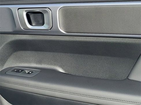 Certified 2025 Hyundai Santa Fe SEL image 24