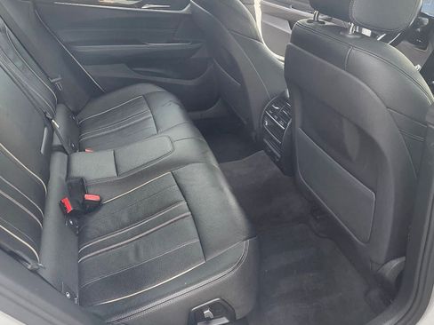 Used 2019 BMW 640i Gran Turismo xDrive AWD/4WD image 29