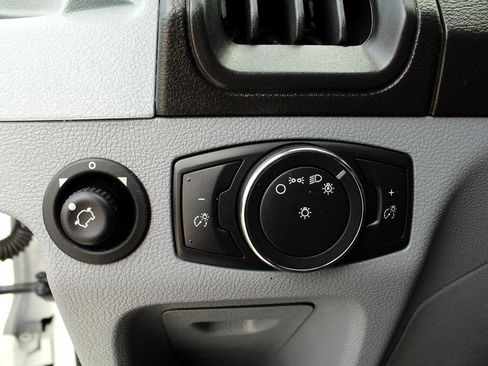 Used 2019 Ford Transit 150 XLT image 23