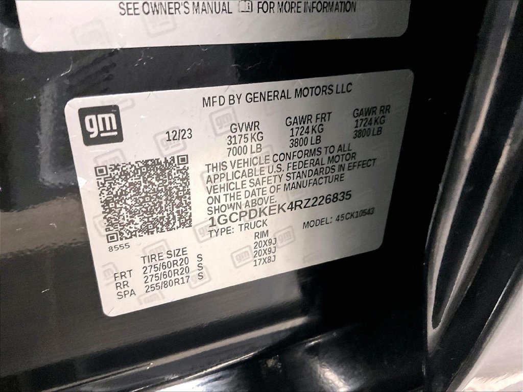 Used 2024 Chevrolet Silverado 1500 LT AWD/4WD image 36