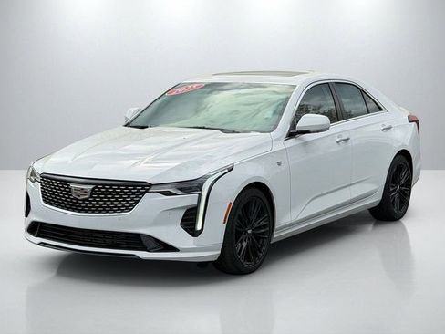 Used 2025 Cadillac CT4 Premium Luxury image 2