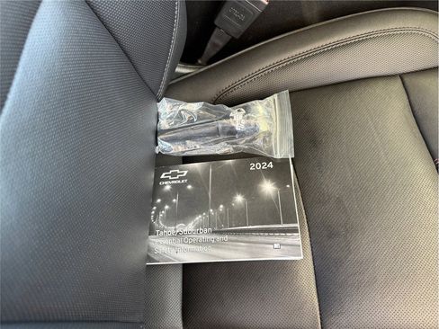 Used 2024 Chevrolet Suburban RST w/ Luxury Package RWD image 46