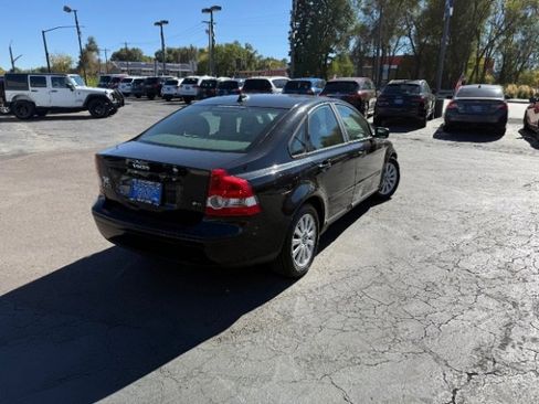 Used 2005 Volvo S40 2.4i image 27