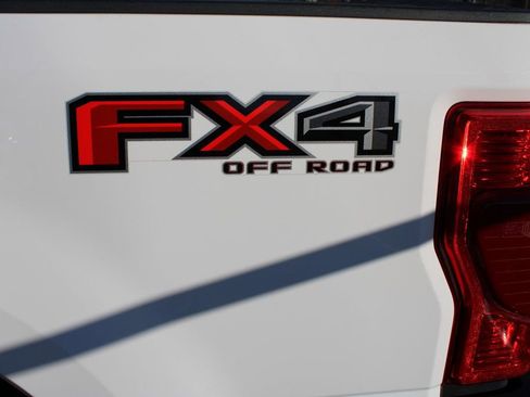 Used 2020 Ford F250 Lariat w/ Chrome Package image 10