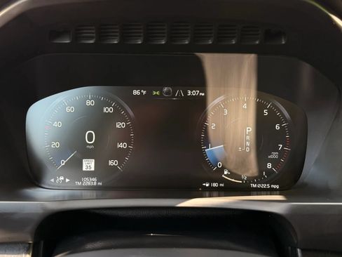 Used 2020 Volvo XC90 T6 Momentum AWD/4WD image 23