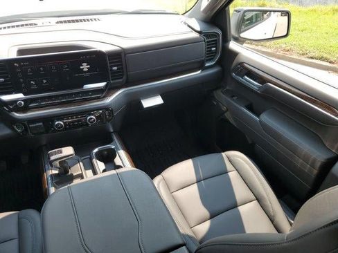 New 2026 GMC Sierra 1500 Elevation w/ Elevation Premium Package AWD/4WD image 7