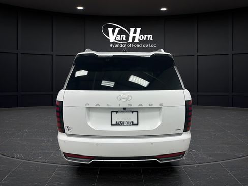 Used 2026 Hyundai Palisade Calligraphy AWD/4WD image 6