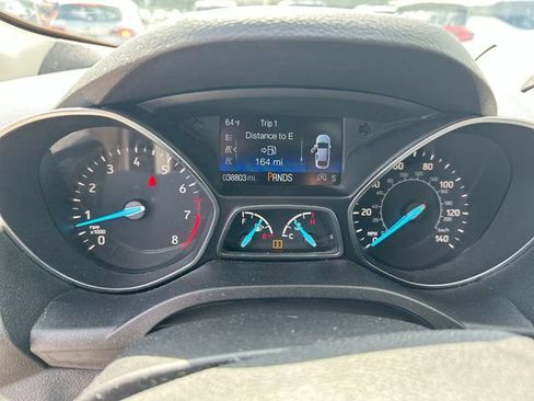 Used 2019 Ford Escape SE FWD image 13