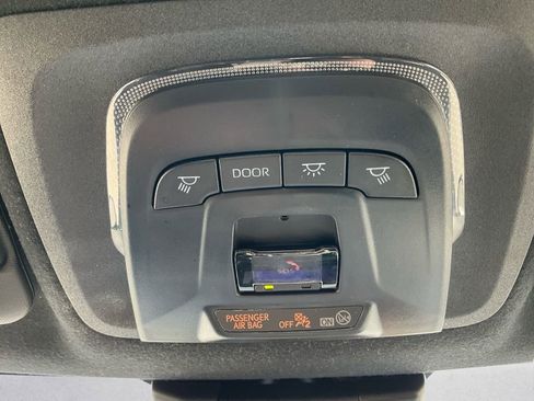 Used 2024 Toyota Corolla SE image 11