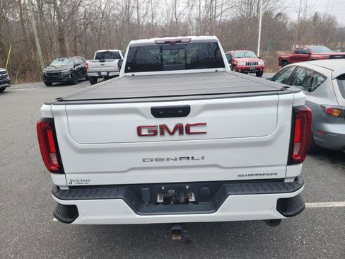 Used 2020 GMC Sierra 3500 Denali w/ Denali Ultimate Package image 8