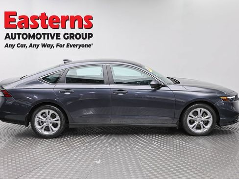 Used 2025 Honda Accord LX image 4