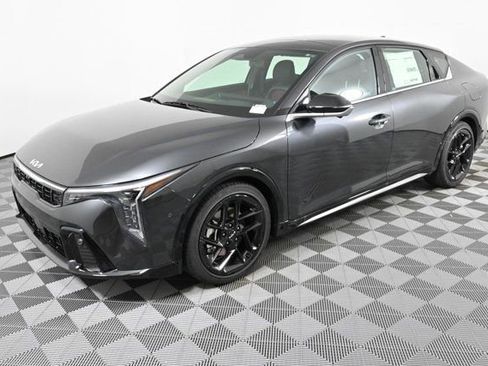 New 2025 Kia K4 GT-Line Turbo image 2