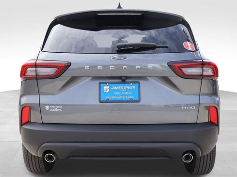 New 2026 Ford Escape ST-Line w/ Cold Weather Package image 4