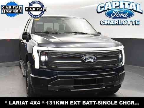 Used 2025 Ford F150 Lightning Lariat image 2