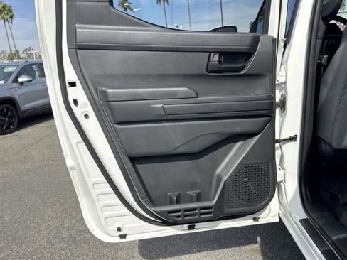 Used 2025 Toyota Tacoma SR5 image 17