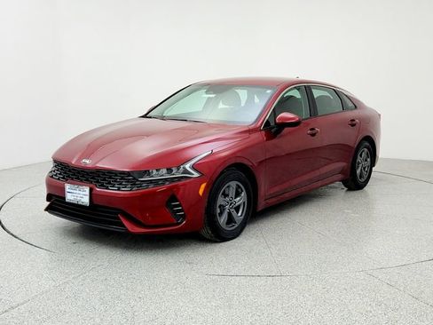 Used 2021 Kia K5 LXS image 1