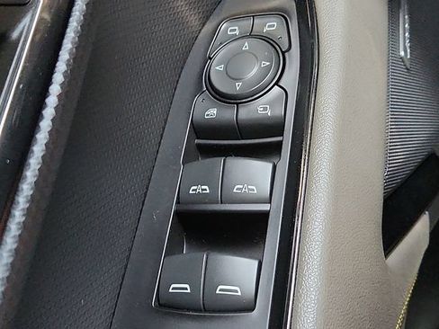 Certified 2022 Chevrolet Silverado 1500 ZR2 w/ Technology Package AWD/4WD image 21