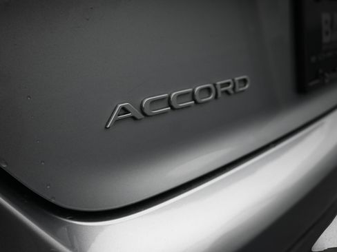 Used 2023 Honda Accord EX image 28