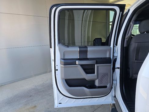 Used 2019 Ford F150 XLT AWD/4WD image 16