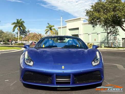 Used 2018 Ferrari 488 Spider image 5