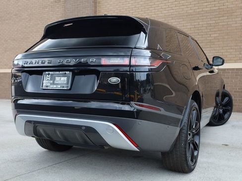 Used 2019 Land Rover Range Rover Velar R-Dynamic SE image 10