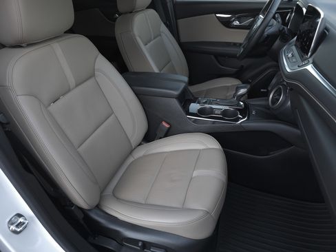 Used 2024 Chevrolet Blazer Premier w/ Driver Confidence II Package image 41