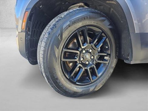 Certified 2024 Land Rover Defender 110 S image 27