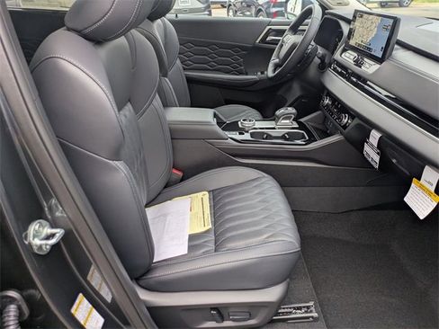 New 2025 Mitsubishi Outlander SEL image 34