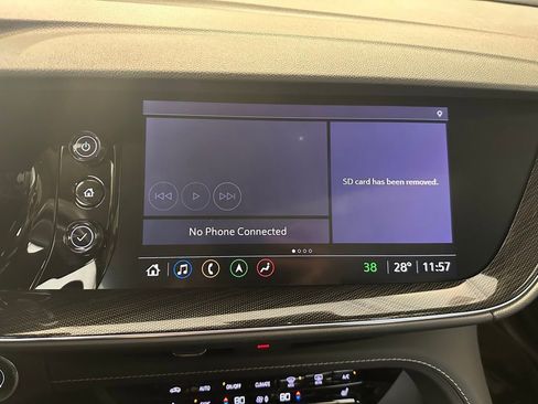 Used 2021 Buick Envision Essence w/ Technology Package I image 20