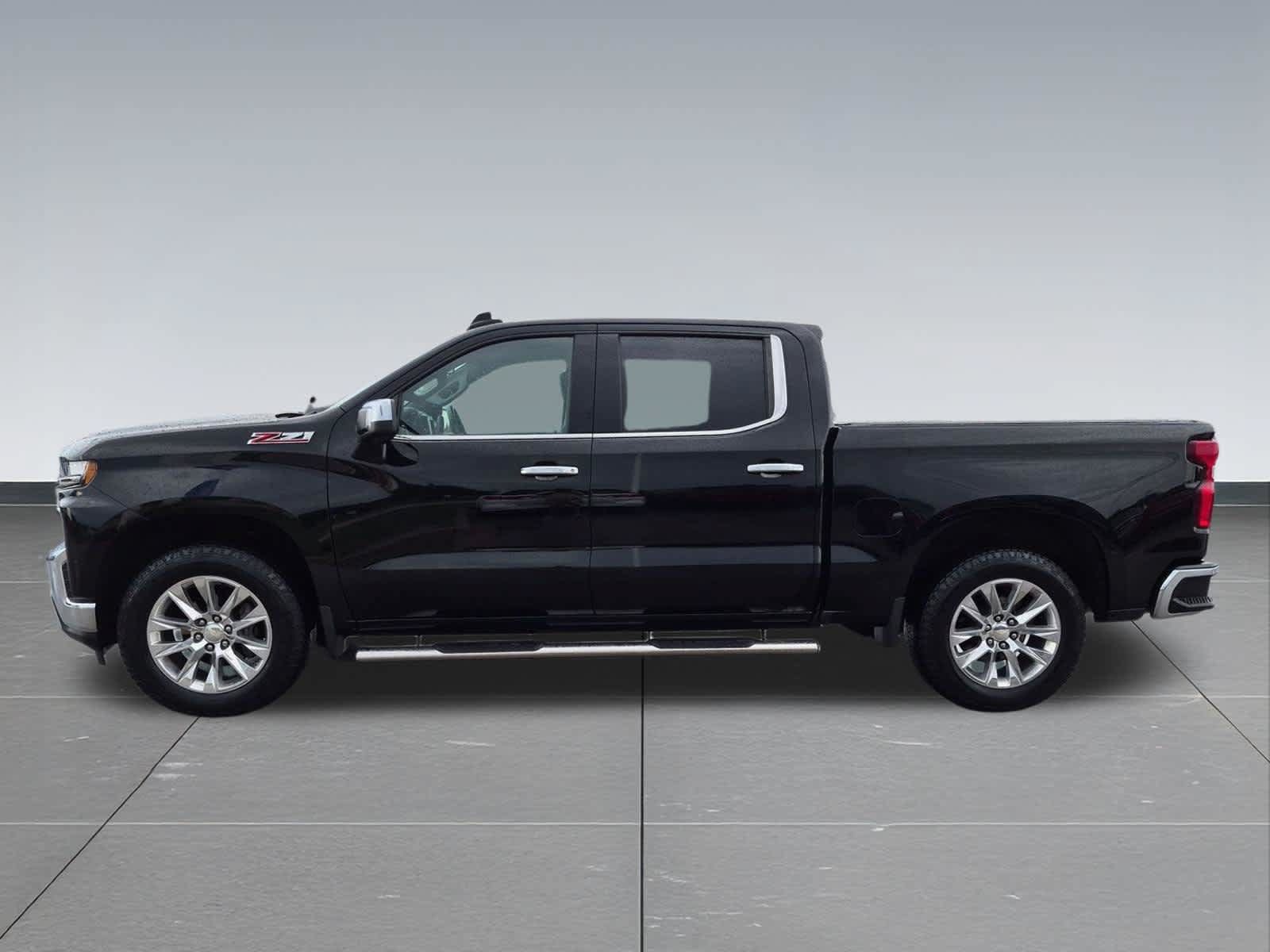 Used 2019 Chevrolet Silverado 1500 LTZ w/ LTZ Plus Package AWD/4WD image 3