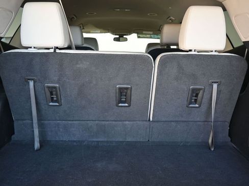 Used 2020 Buick Enclave Essence w/ Sound and Sites Package image 19