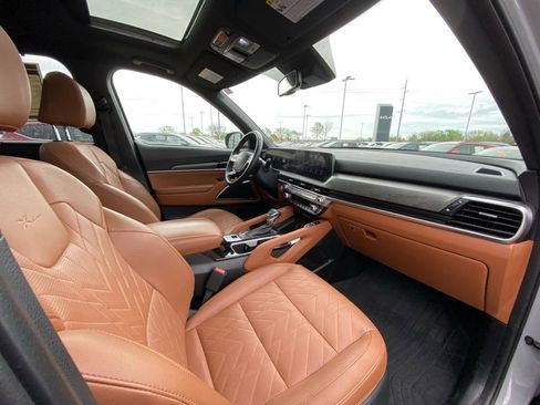 Used 2025 Kia Telluride EX X-Line image 31