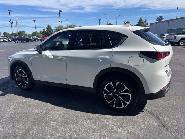 Used 2023 MAZDA CX-5 AWD 2.5 S w/ Premium Plus Pkg image 3