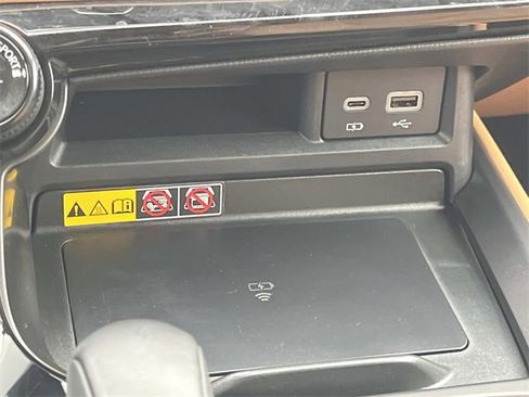 Used 2025 Lexus NX 250 FWD w/ Premium Package image 39