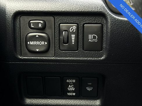 Used 2024 Toyota 4Runner TRD Off-Road Premium w/ Moonroof Package AWD/4WD image 32