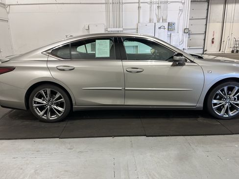 Used 2020 Lexus ES 350 F Sport w/ Accessory Package 2 FWD image 10